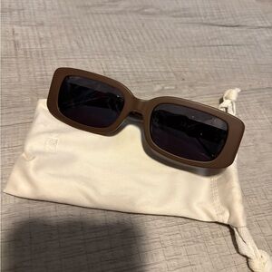 DEZI Brown Sunglasses